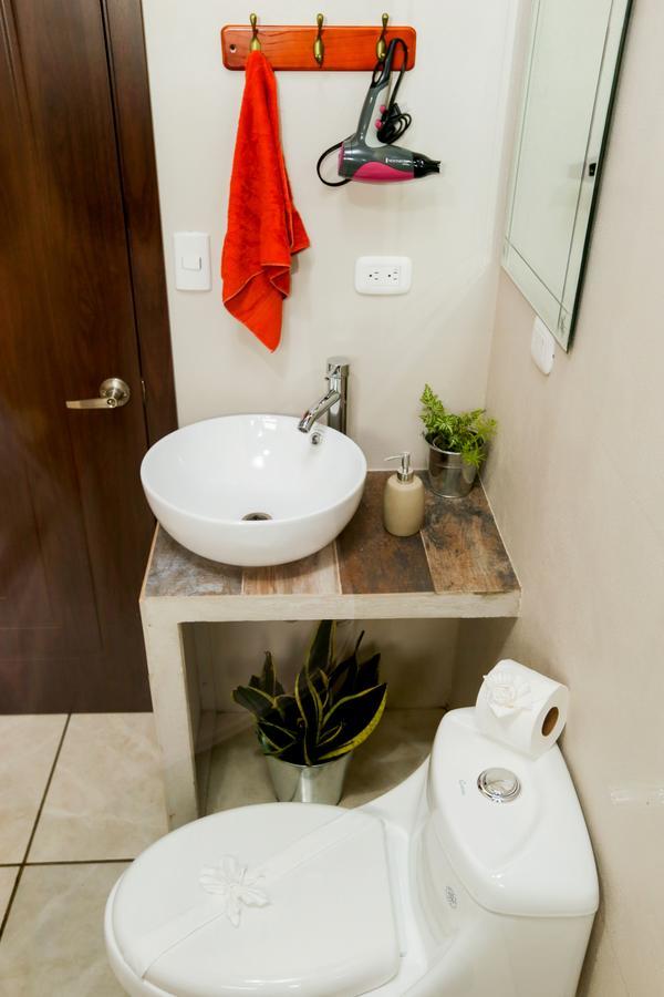 Apartamento Lantana ,Monteverde Con Aire Acondicionado Y Lavanderia المظهر الخارجي الصورة